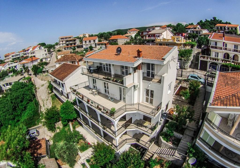 Apartments Cejovic อุลซิน ภายนอก รูปภาพ