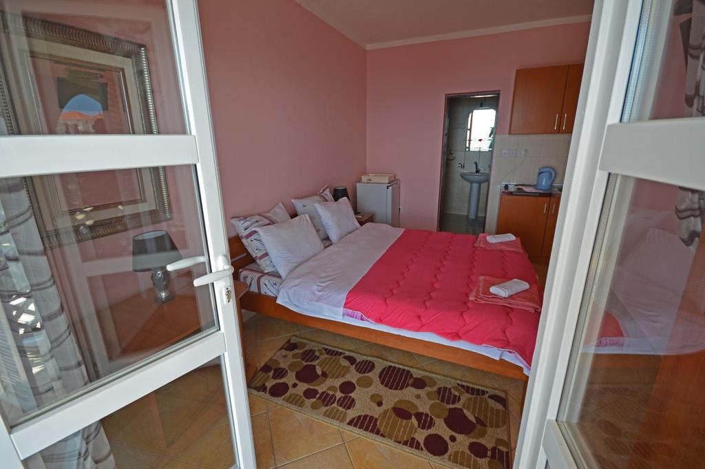 Apartments Cejovic อุลซิน ภายนอก รูปภาพ